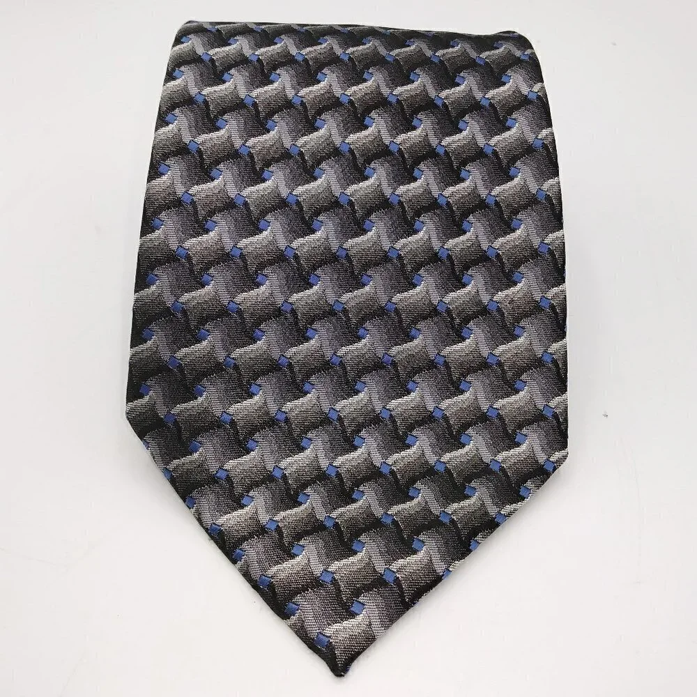 George Tie